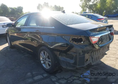 2013 Hyundai Sonata Gls z USA, uszkodzony, nr VIN 5NPEB4AC3DH683269